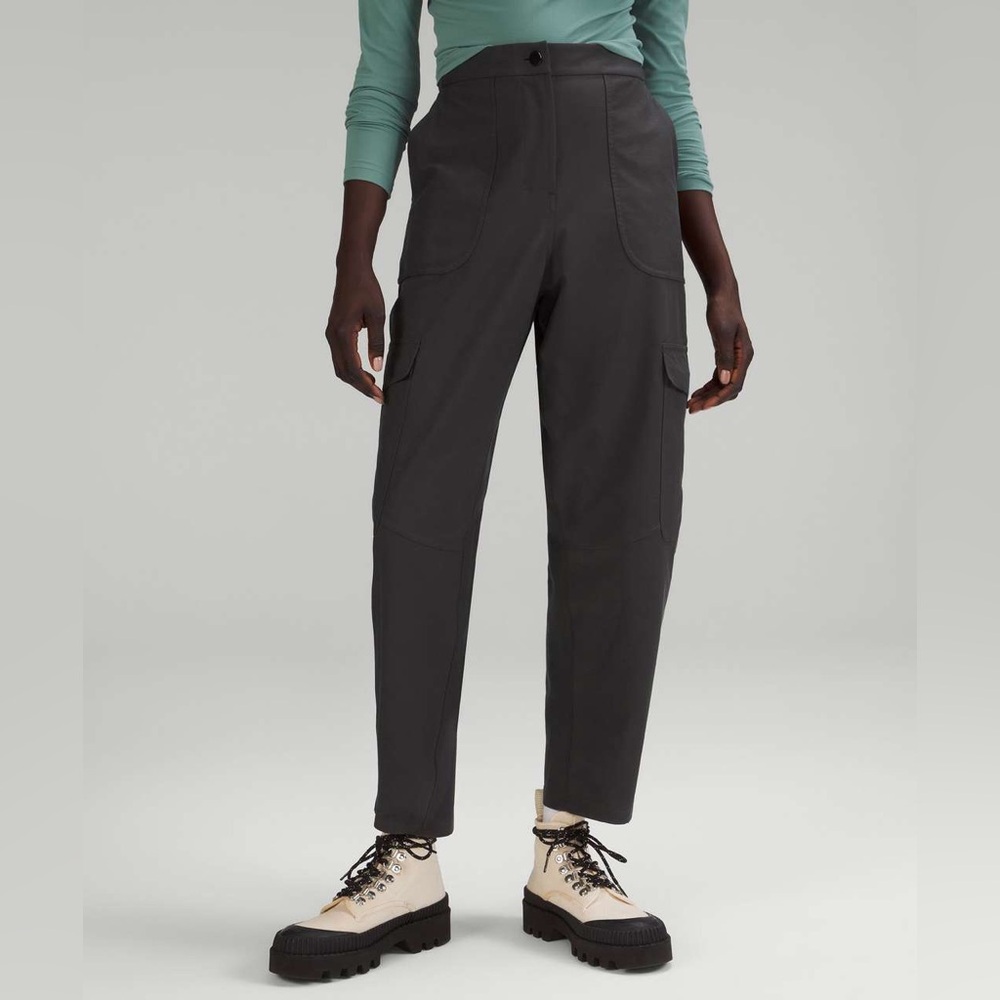 Lululemon Light Utilitech Cargo Pocket High-Rise Pant Graphite Grey